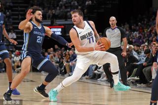 赛后庆祝合 赛后庆祝合