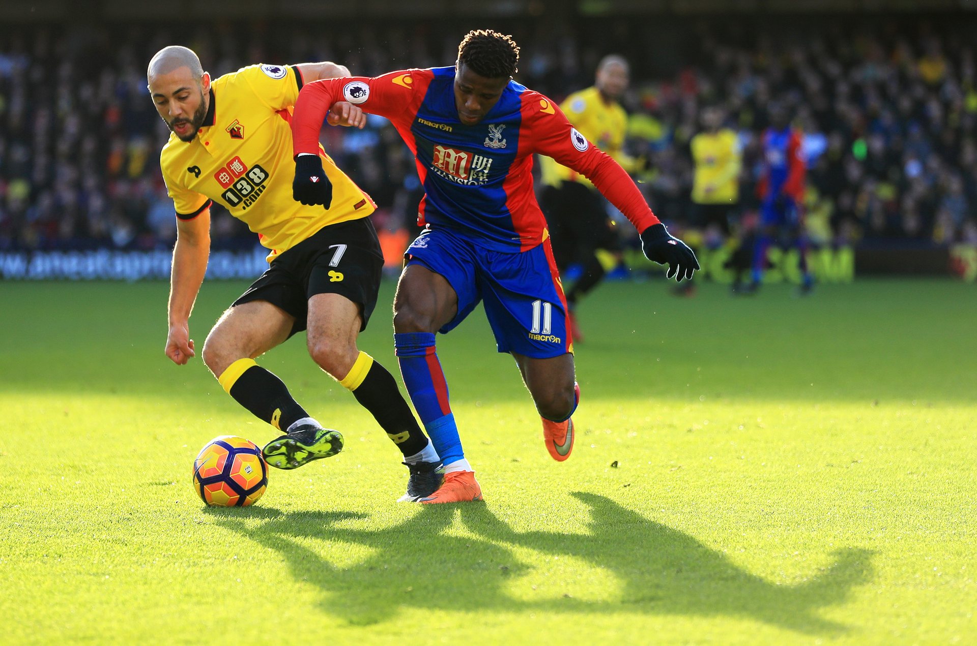 足球比赛的 足球比赛的