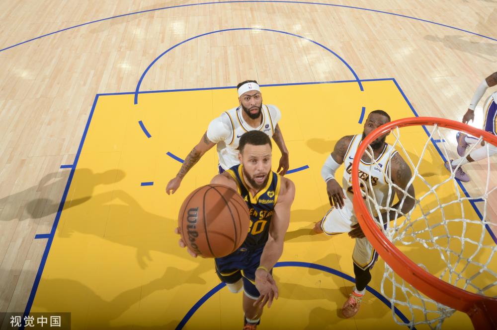 舞台上胜出 舞台上胜出